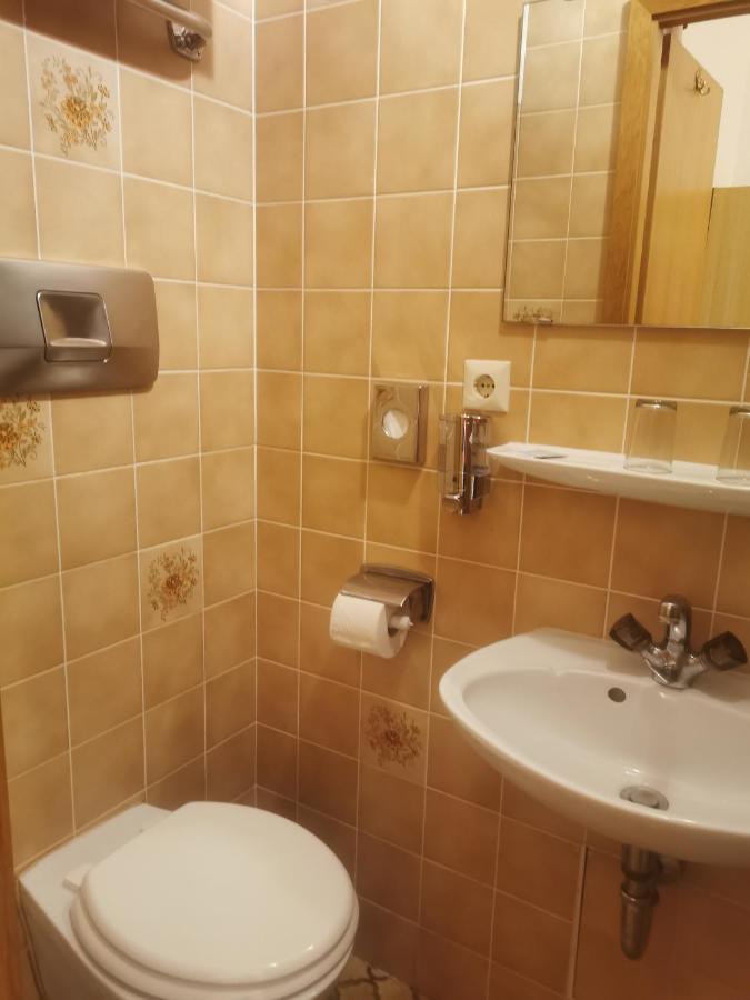 Hotel Gelber Hof Bacharach Ngoại thất bức ảnh