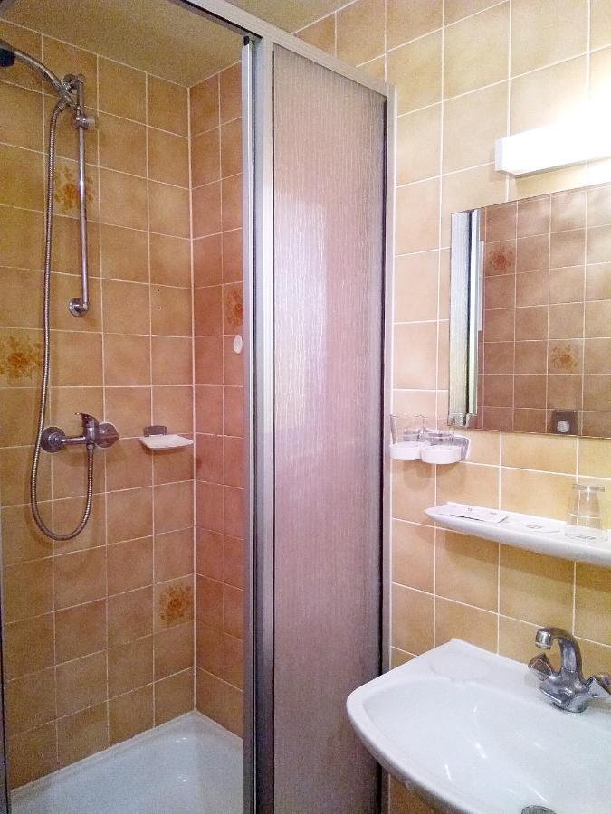 Hotel Gelber Hof Bacharach Ngoại thất bức ảnh
